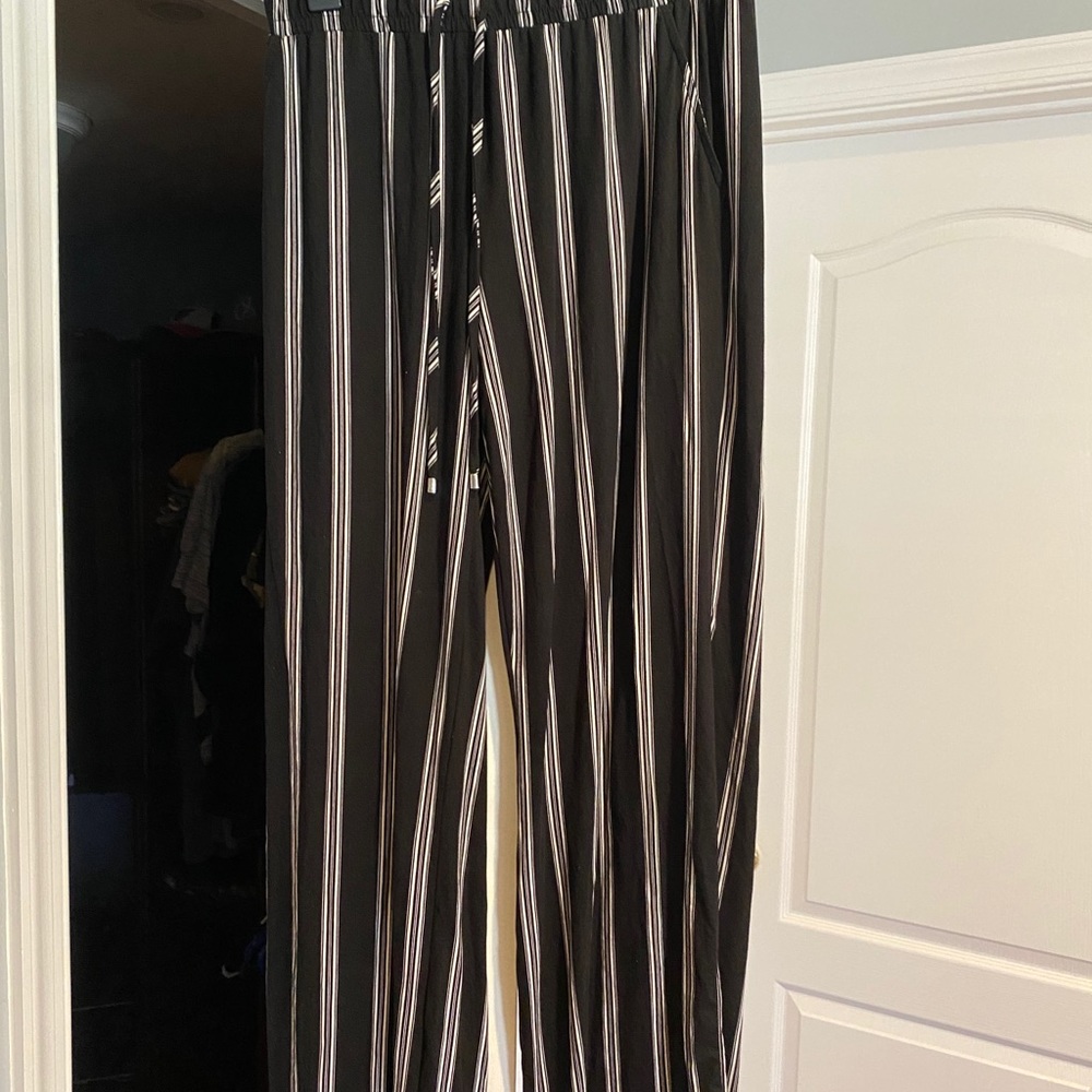 Black and white pants